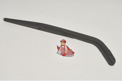 Brat stergator luneta spate cu lamela Toyota Auris 07-13   8524052010